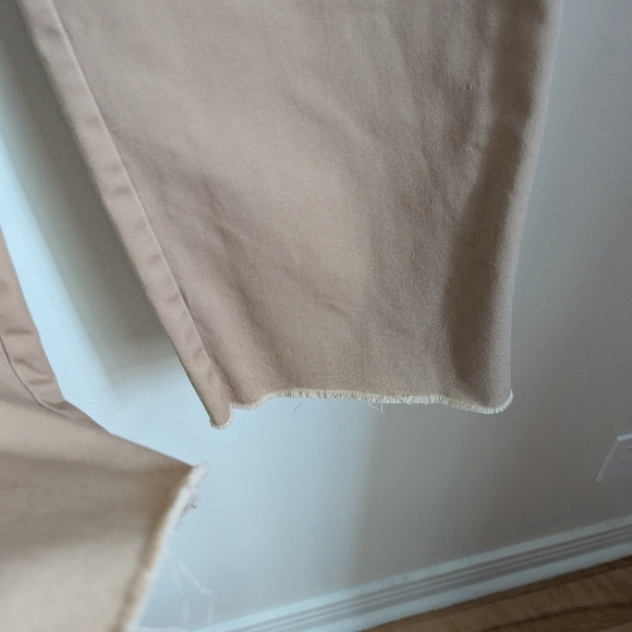 ARITZIA TNA Beige Cotton Balloon Shape Minimalist Raw Gems Pants Size 10 - Picture 4 of 14